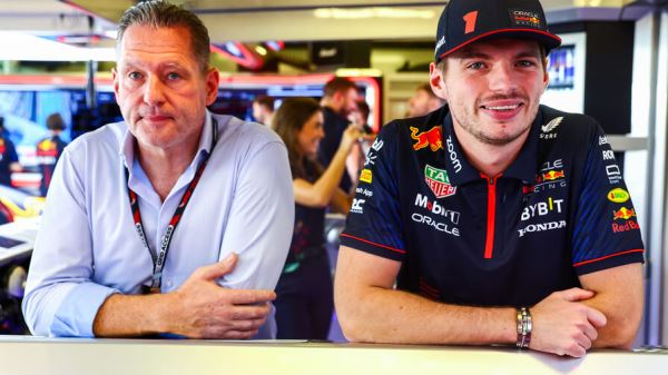 Отец Макса Ферстаппена прокомментировал слухи об уходе сына из Red Bull Racing